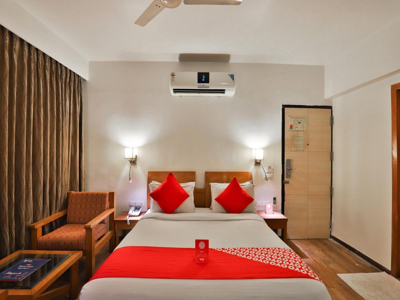 Oyo 1123 Hotel Rock Regency Ahmedabad Exteriör bild