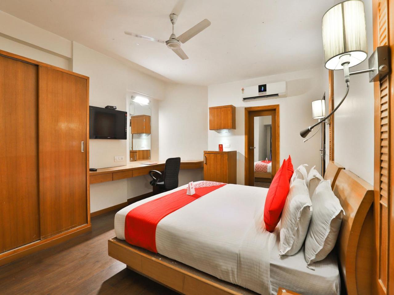 Oyo 1123 Hotel Rock Regency Ahmedabad Exteriör bild